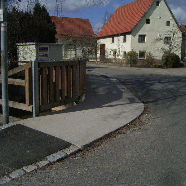 Gemeinde Jungingen: Brücke über die Starzel, Bahnhofstraße / Unterdorfstraße