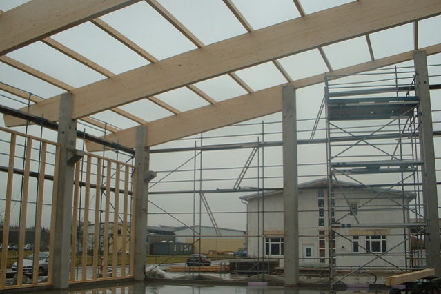 Holzbaubetrieb Kuhn in Rangendingen (Fertigteile mit Holzleimbinder)