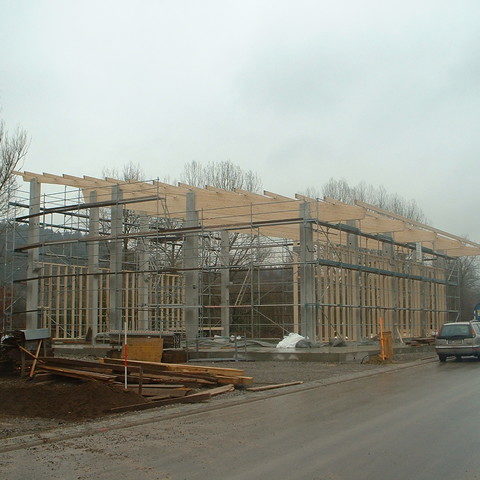 Holzbaubetrieb Kuhn in Rangendingen (Fertigteile mit Holzleimbinder)